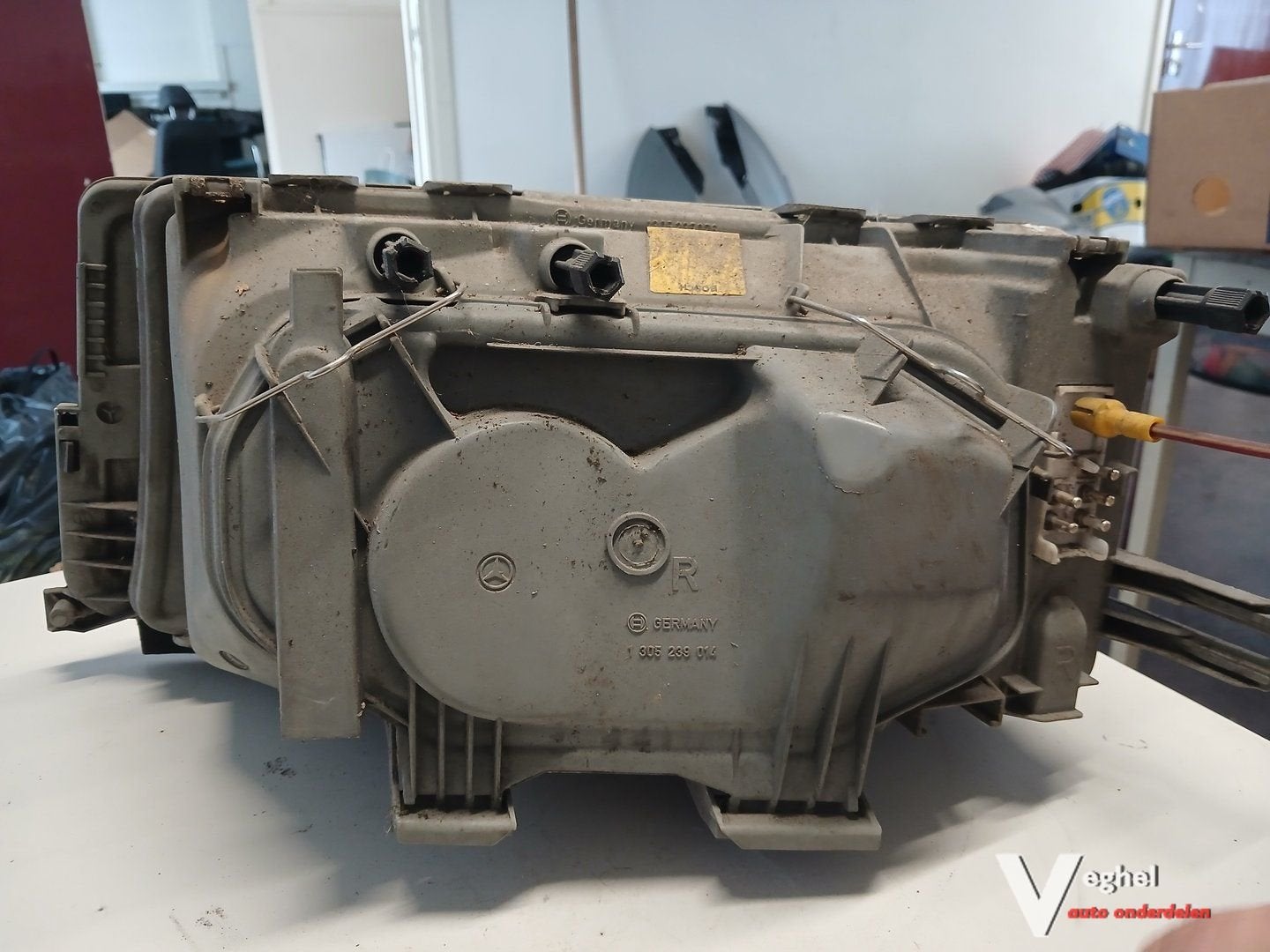 MB W201 1.8B 4 bak sedan Koplamp RV '93, Auto-onderdelen, Gebruikt, -, -, Ophalen of Verzenden