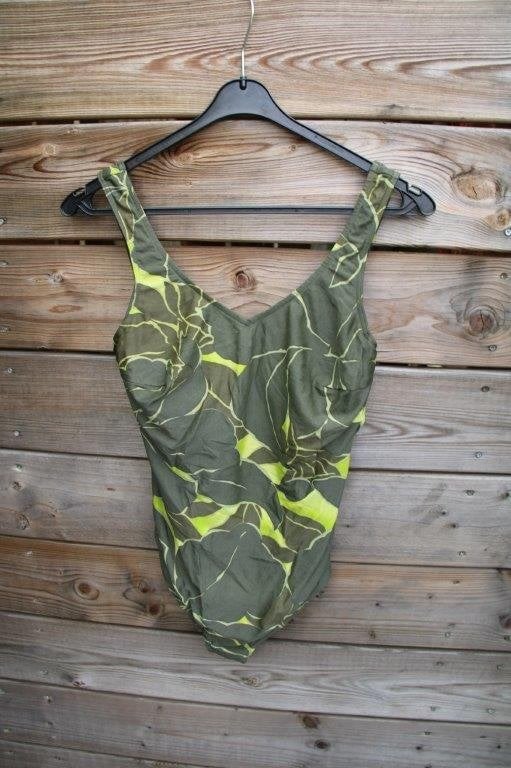 Badpak kaki/ lime Ulla Popken mt 44 B cup Vaste prijs, Ophalen of Verzenden, Zo goed als nieuw, Groen, Ulla Popken