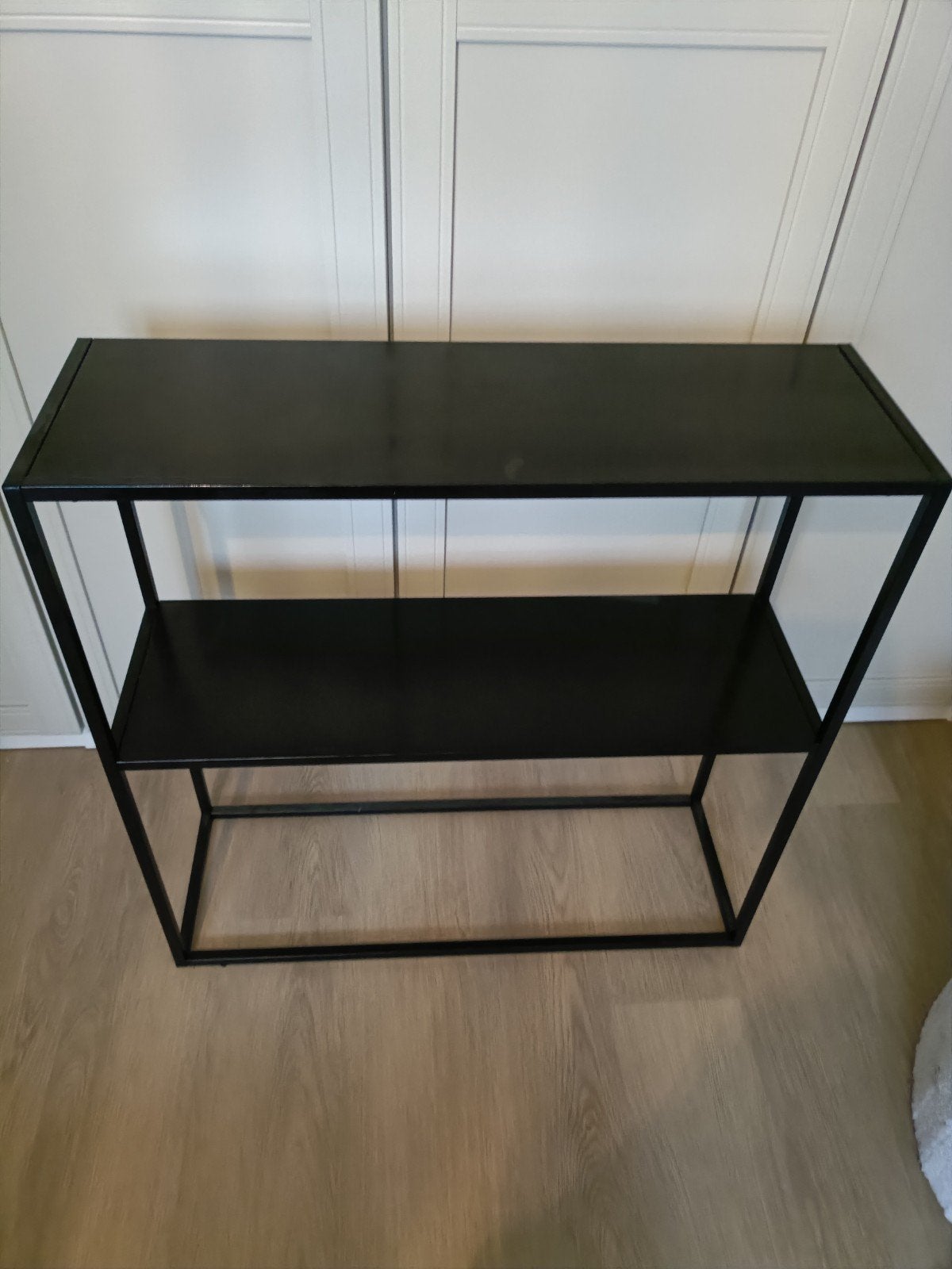 Zwart schapje/tafeltje, Ophalen, 25 tot 50 cm, Rond, 50 tot 100 cm