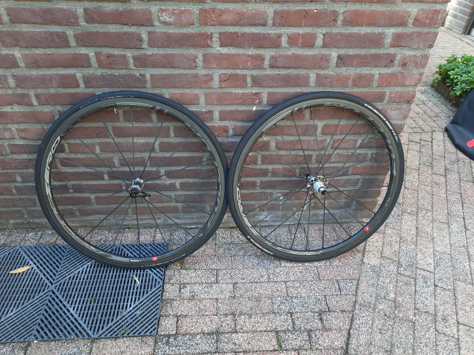 Fulcrum racing Zero carbon wielset, 28 inch, Carbon, Velgrem, Zo goed als nieuw
