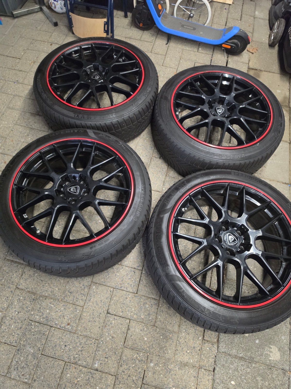 3 setten 17 18 19 inch, 19 inch, Gebruikt, Banden en Velgen, 235 mm