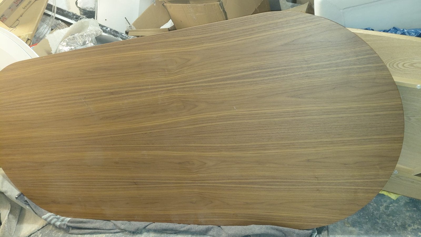 Arco occony tafelblad 280 x 120 ovaal walnoot beschadigd, 100 tot 150 cm, 200 cm of meer, Ophalen of Verzenden, Zo goed als nieuw