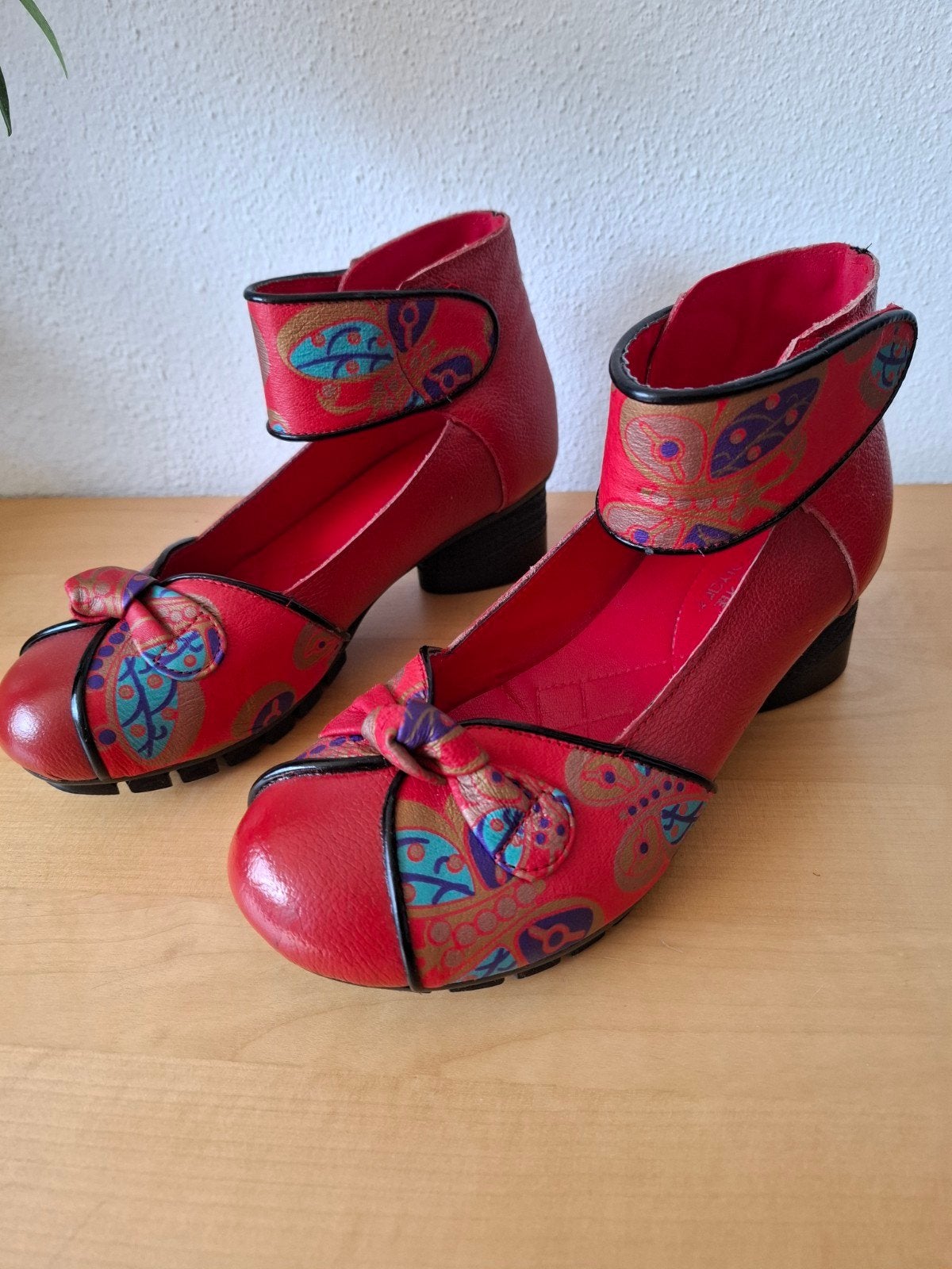 geweldige retro rode schoentjes. ruime maat 38., Ophalen of Verzenden, Nieuw