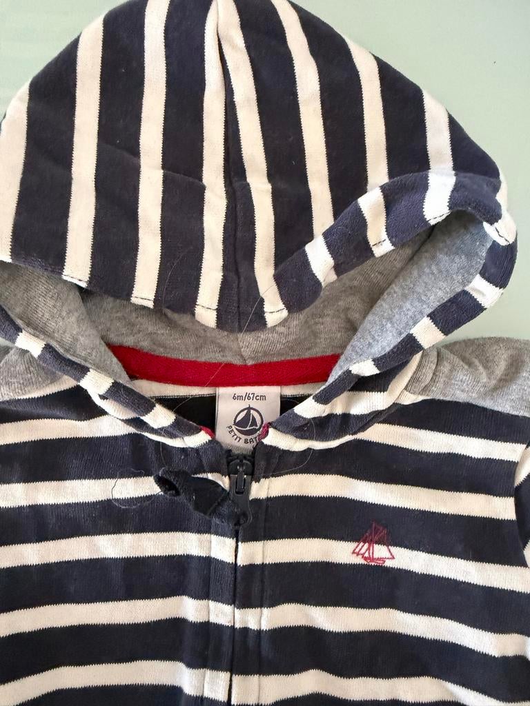 Petit Bateau gestreept vestje met capuchon 6m/67cm, Ophalen of Verzenden, Zo goed als nieuw, Jongetje of Meisje