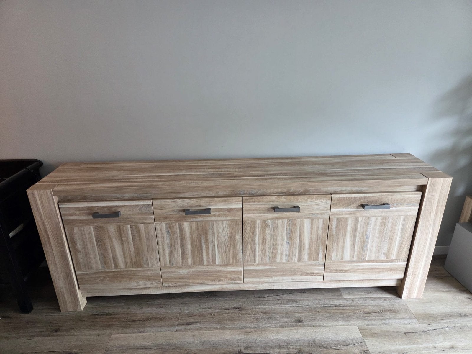 Modern Dressoir - 244,5 cm breed, 47 cm diep, 89,5 cm hoog, Huis en Inrichting, Kasten | Dressoirs, Ophalen, Gebruikt, 200 cm of meer