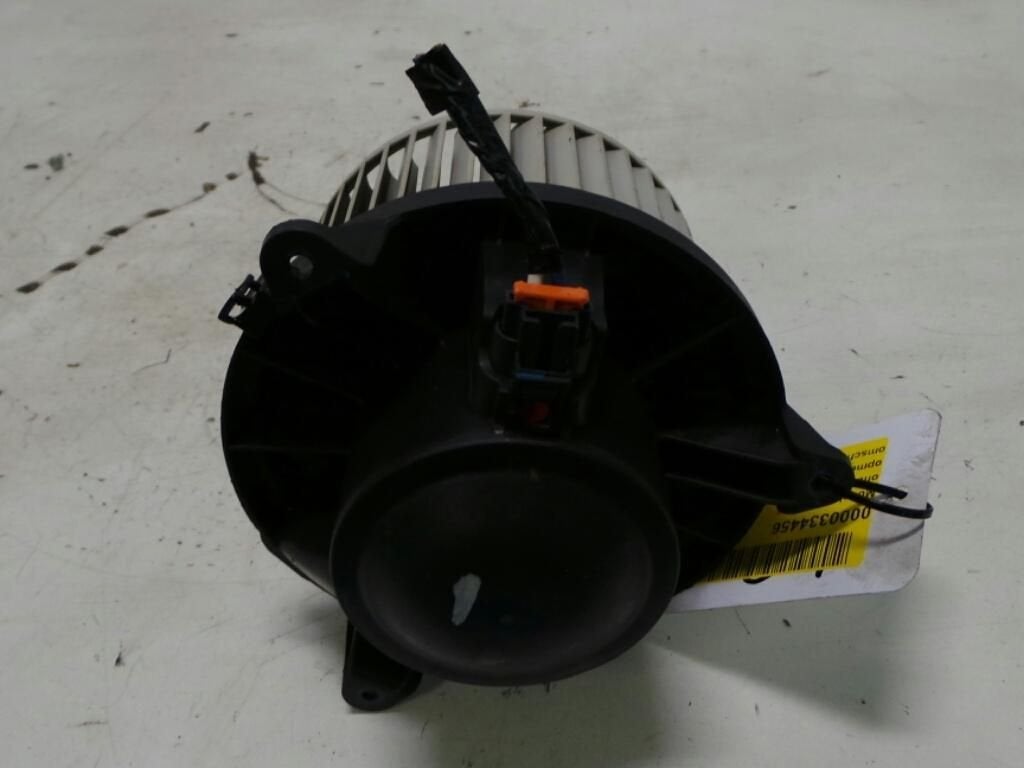 NISSAN NAVARA KING CAB KACHELMOTOR 2011, Auto-onderdelen, Ophalen of Verzenden, Gebruikt, Stiba lid