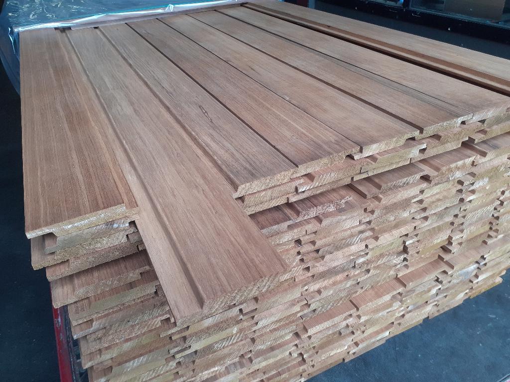 Thermo Fraké gevelbekleding 18x120mm - 4 x grote partij, Planken, Nieuw, Ophalen of Verzenden, Hardhout