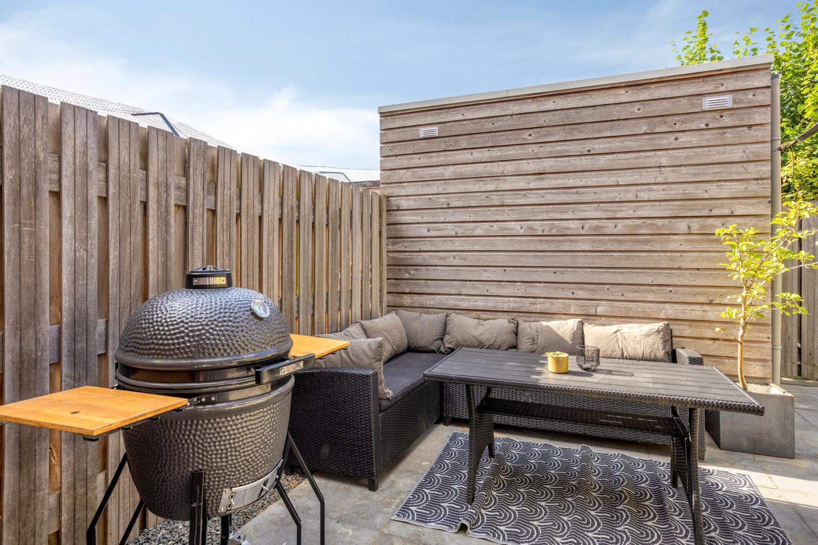 Tuinset lounge met hoge tafel, Tuin en Terras, Ophalen, 5 zitplaatsen, Kunststof, Gebruikt
