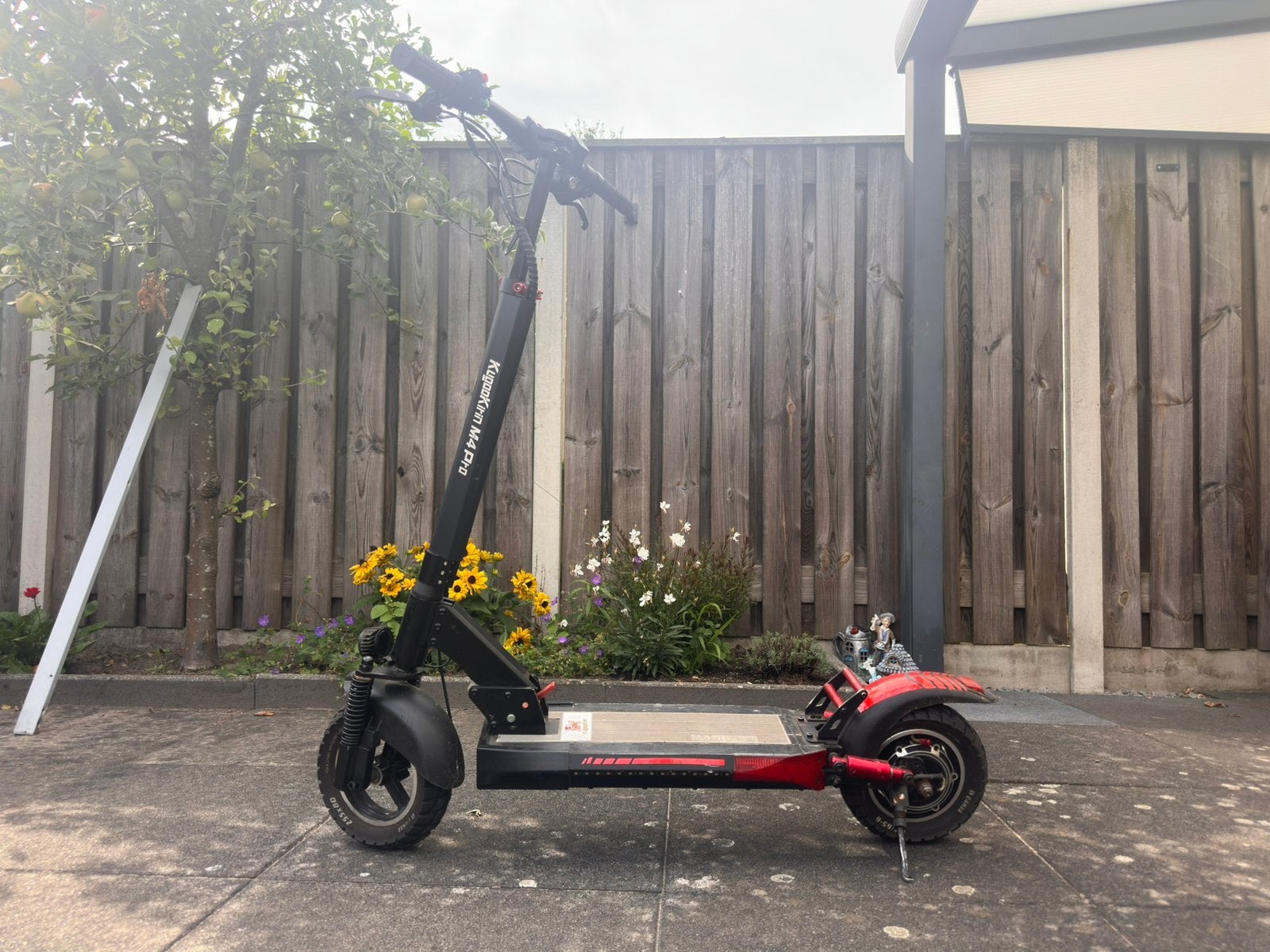 Custom M4 pro elektrische step 50km/u, Ophalen, Zo goed als nieuw, Elektrische step (E-scooter)