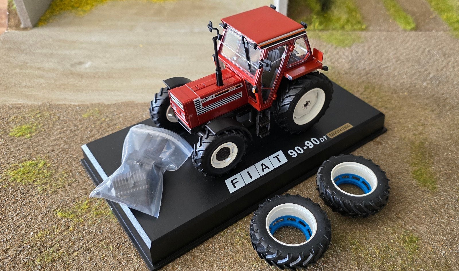 Fiat 90-90 DT Chartres Beursmodel 1:32, Hobby en Vrije tijd, Modelauto's | 1:32, Ophalen of Verzenden, Nieuw, Tractor of Landbouw