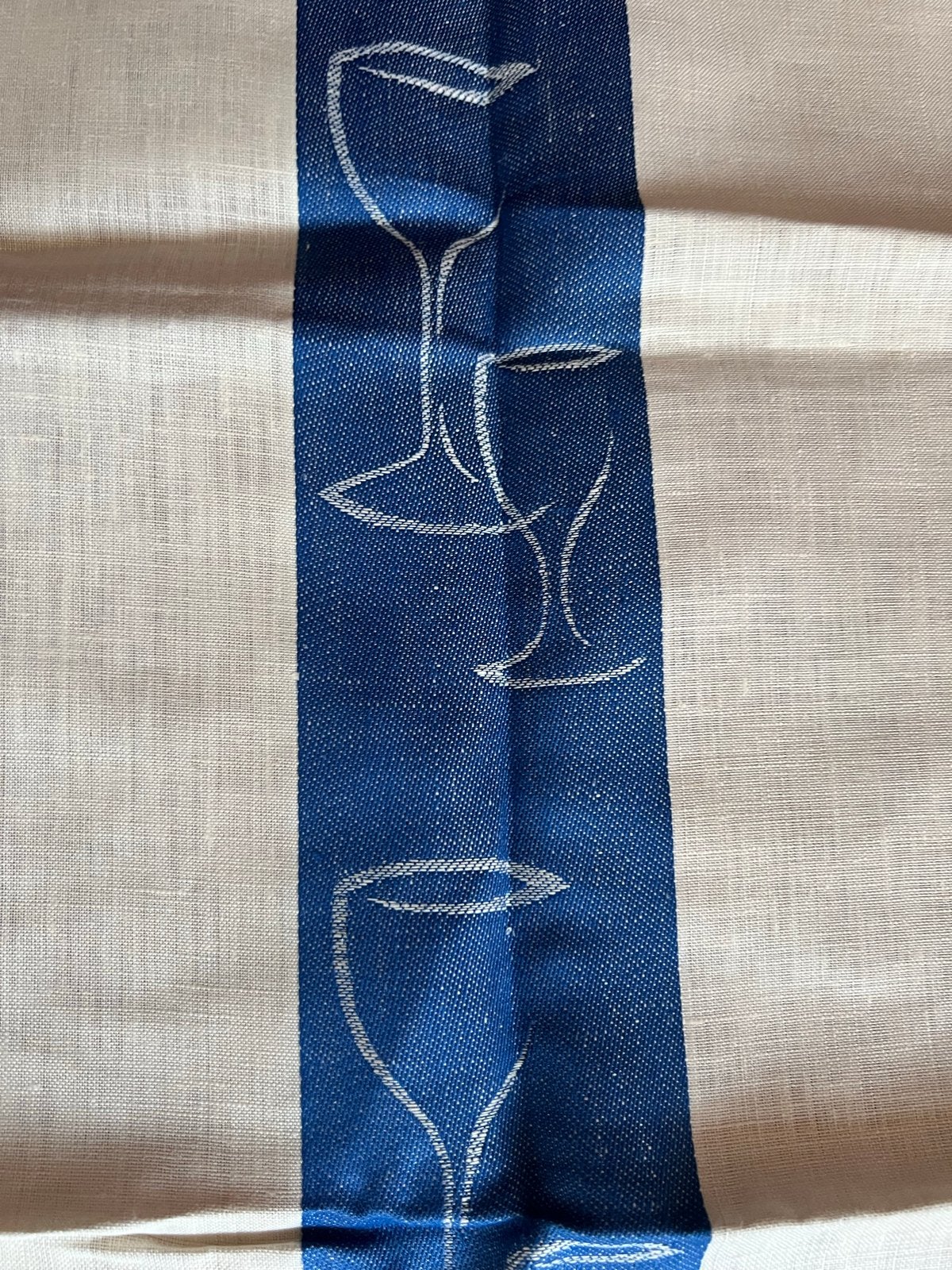 Vintage theedoek van zuiver linnen met wijnglazen, Huis en Inrichting, Blauw, Wasbaar, Linnen, Gebruikt