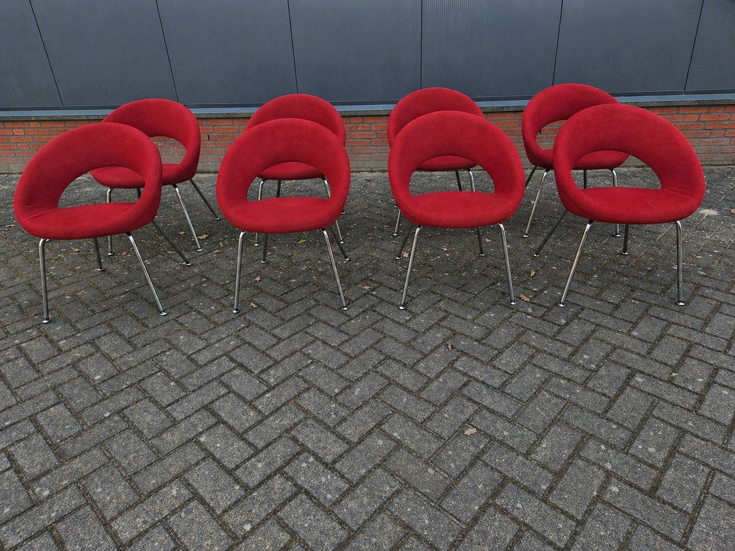 Design Nina eetkamerstoelen Artifort 8 st. izgst stof Rood, Huis en Inrichting, Stoelen, Ophalen, Zo goed als nieuw, Stof, Vitra eames lande stijl