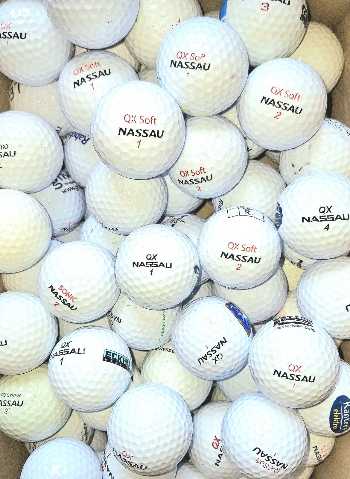 50 Nassau golfballen, Ophalen of Verzenden, Bal(len)