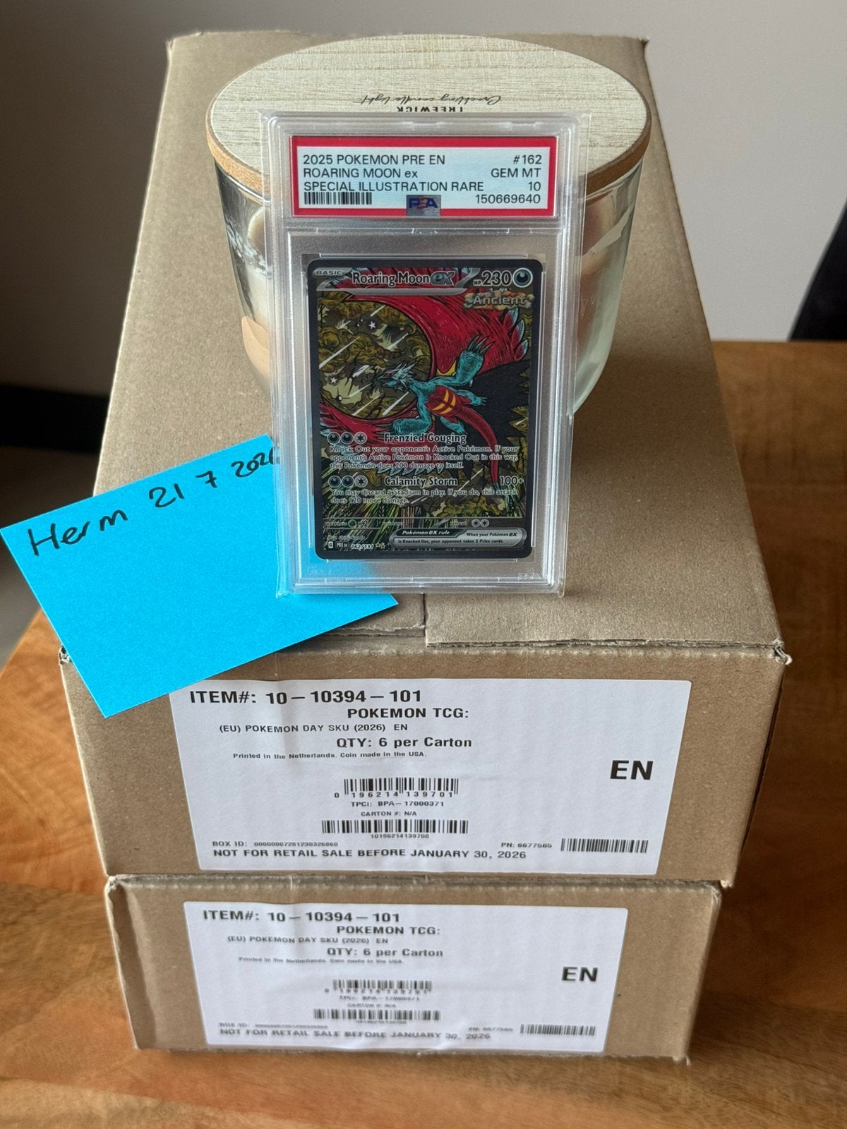 Pokemon | PSA 10 ✅ Roaring moon & Sealed Cases Pokemon day ✅, Ophalen of Verzenden, Zo goed als nieuw