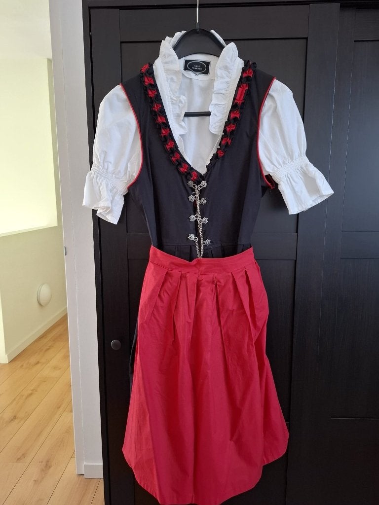 Dirndl kleedje 3 delig, Carnaval, Maat 42/44 (L), Ophalen of Verzenden, Zo goed als nieuw