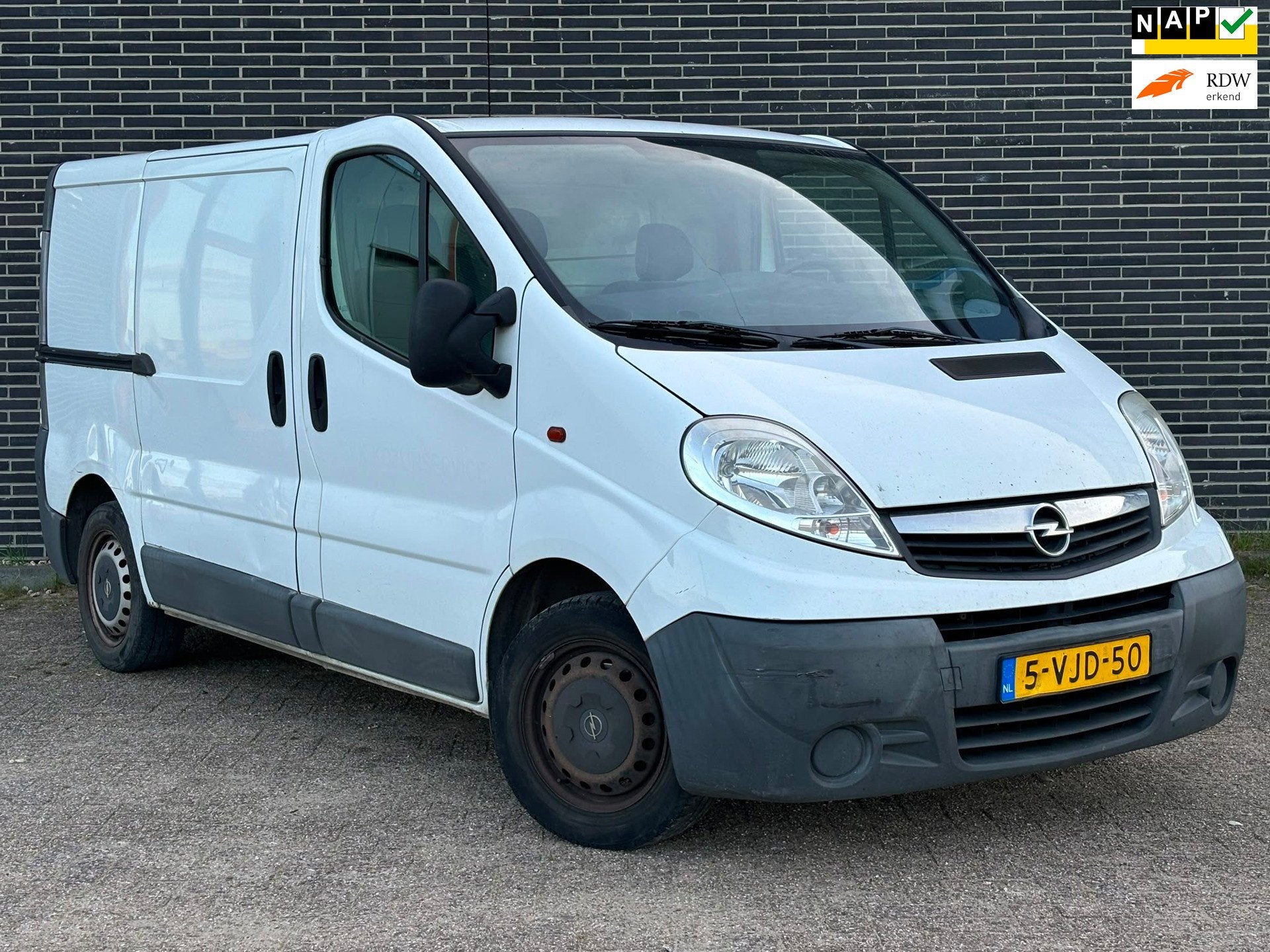 Opel Vivaro 2.0 CDTI L1H1 Airco, Trekhaak!, Voorwielaandrijving, 4 cilinders, 1650 kg, Origineel Nederlands