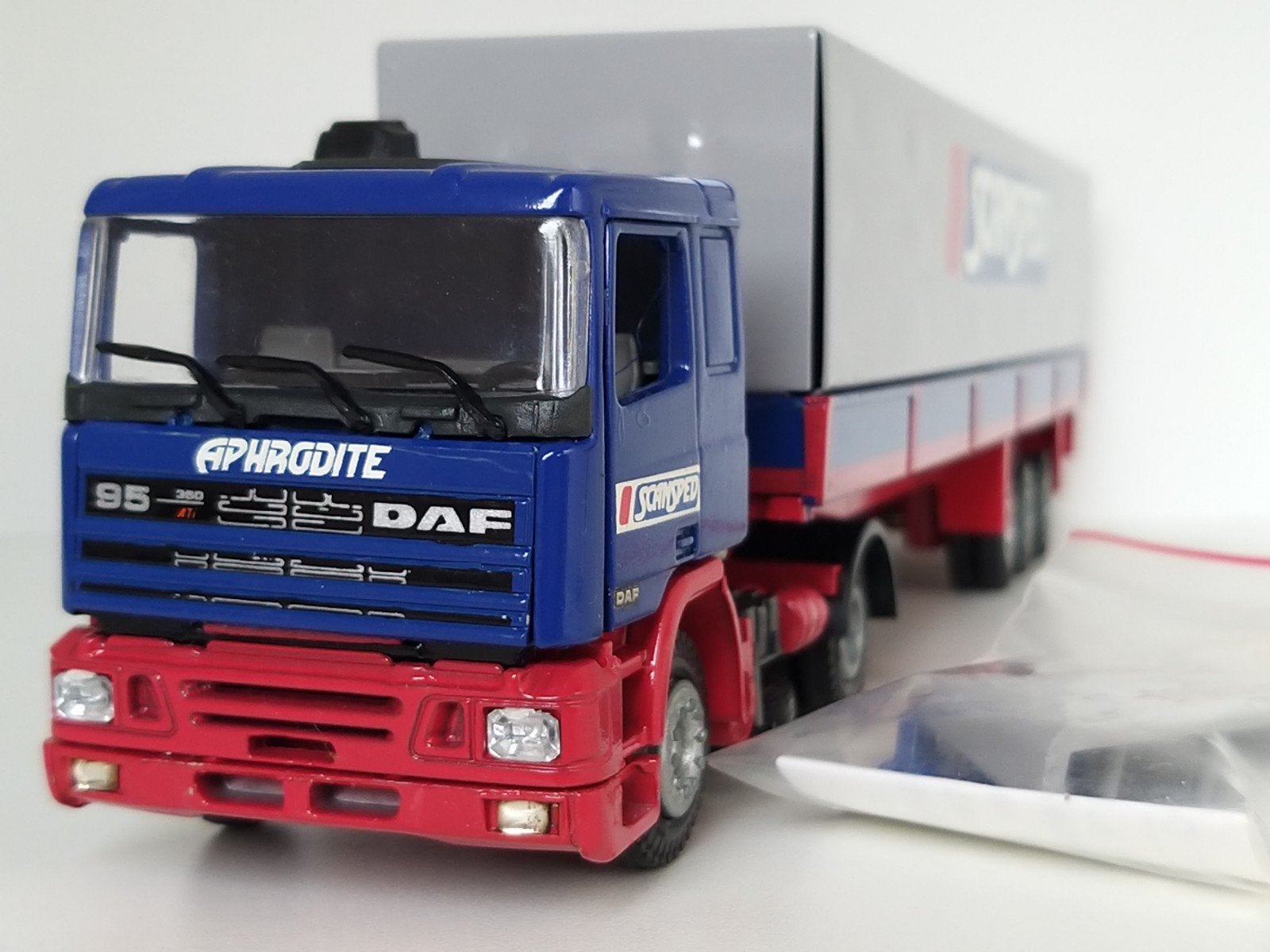 DAF 95 trekker met huifoplegger "Scansped - Tilburg", Hobby en Vrije tijd, Modelauto's | 1:50, Ophalen of Verzenden, Nieuw, Bus of Vrachtwagen