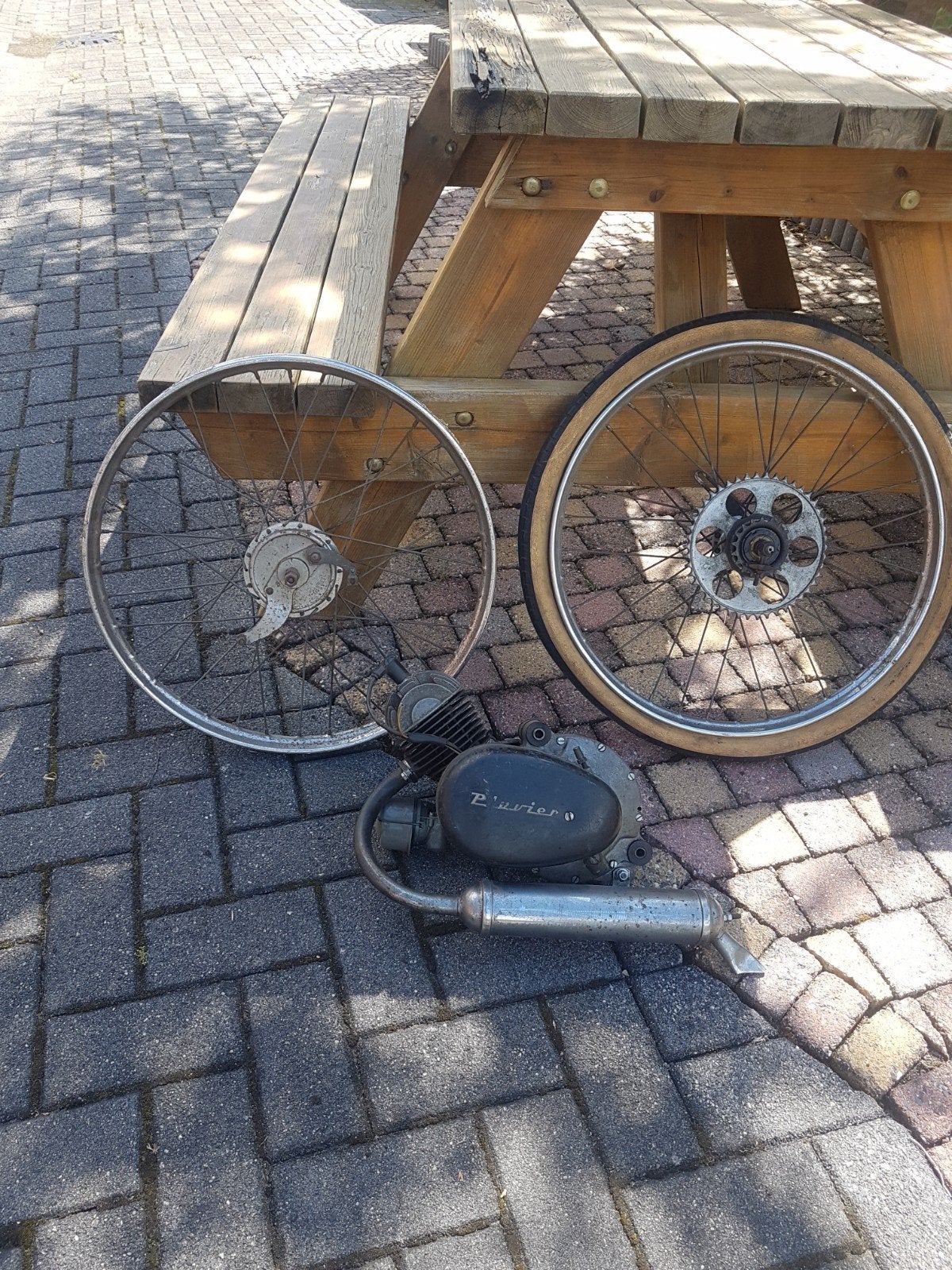 Motorblok  Pluvier met Wielen., Ophalen, Gebruikt