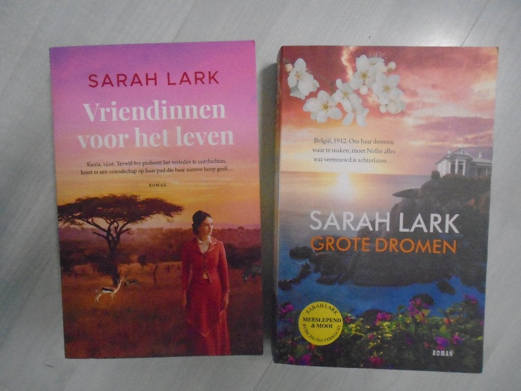 sarah lark, uitzoeken, Ophalen of Verzenden, Zo goed als nieuw, Sarah Lark