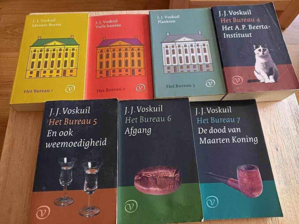 J.J. Voskuil: complete 7-delige serie Het Bureau, Ophalen of Verzenden, Gelezen