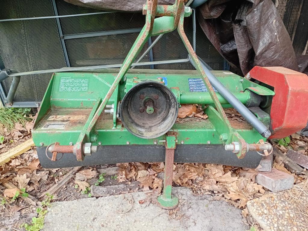 Klepelmaaier voor achter tuintractor, Ophalen