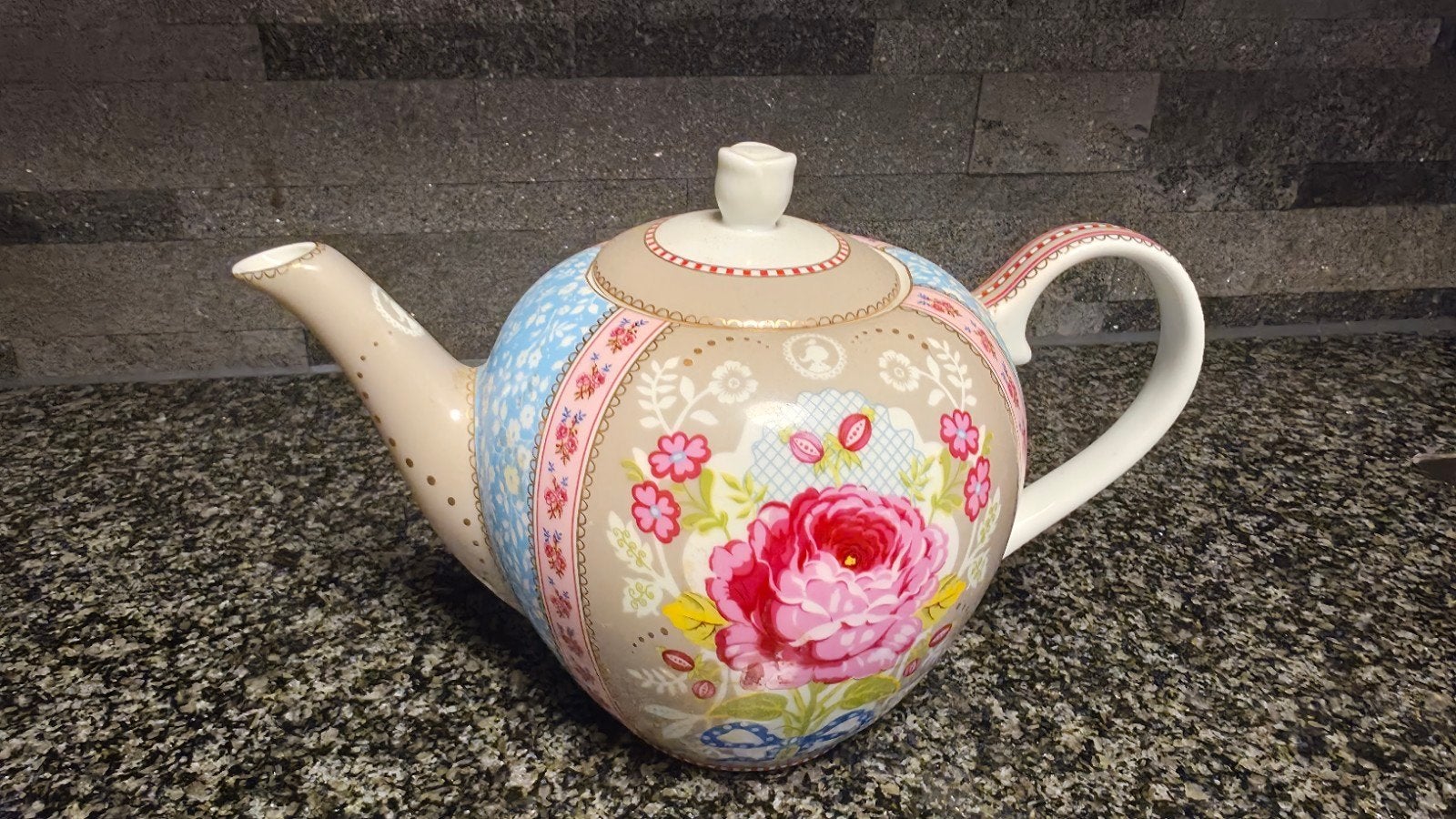 Pip Studio Theepot Floral Fantasy Khaki 1.6L Porselein, Huis en Inrichting, Overige typen, Ophalen of Verzenden, Zo goed als nieuw