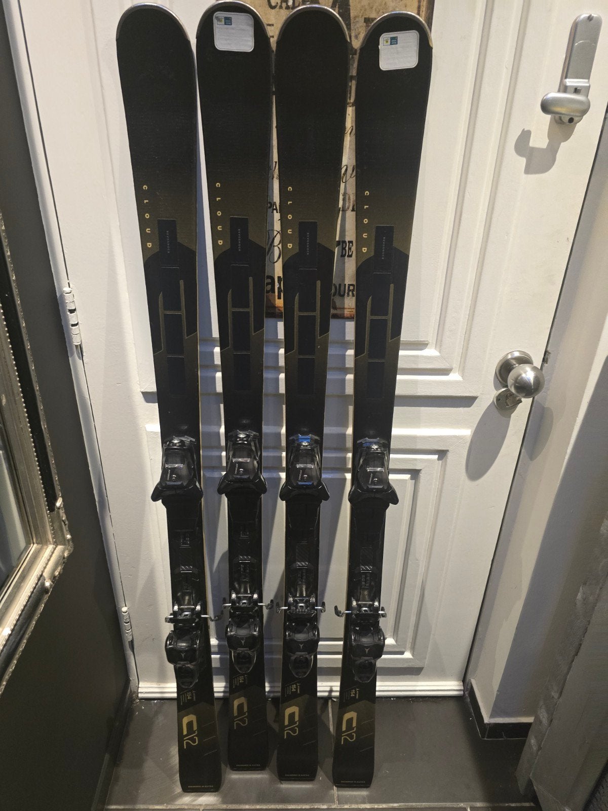 154cm ATOMIC CLOUD C12 REVOSHOCK 850€DAMES GEVORDERDEN 2025, 140 tot 160 cm, Ophalen of Verzenden, Zo goed als nieuw, Carve