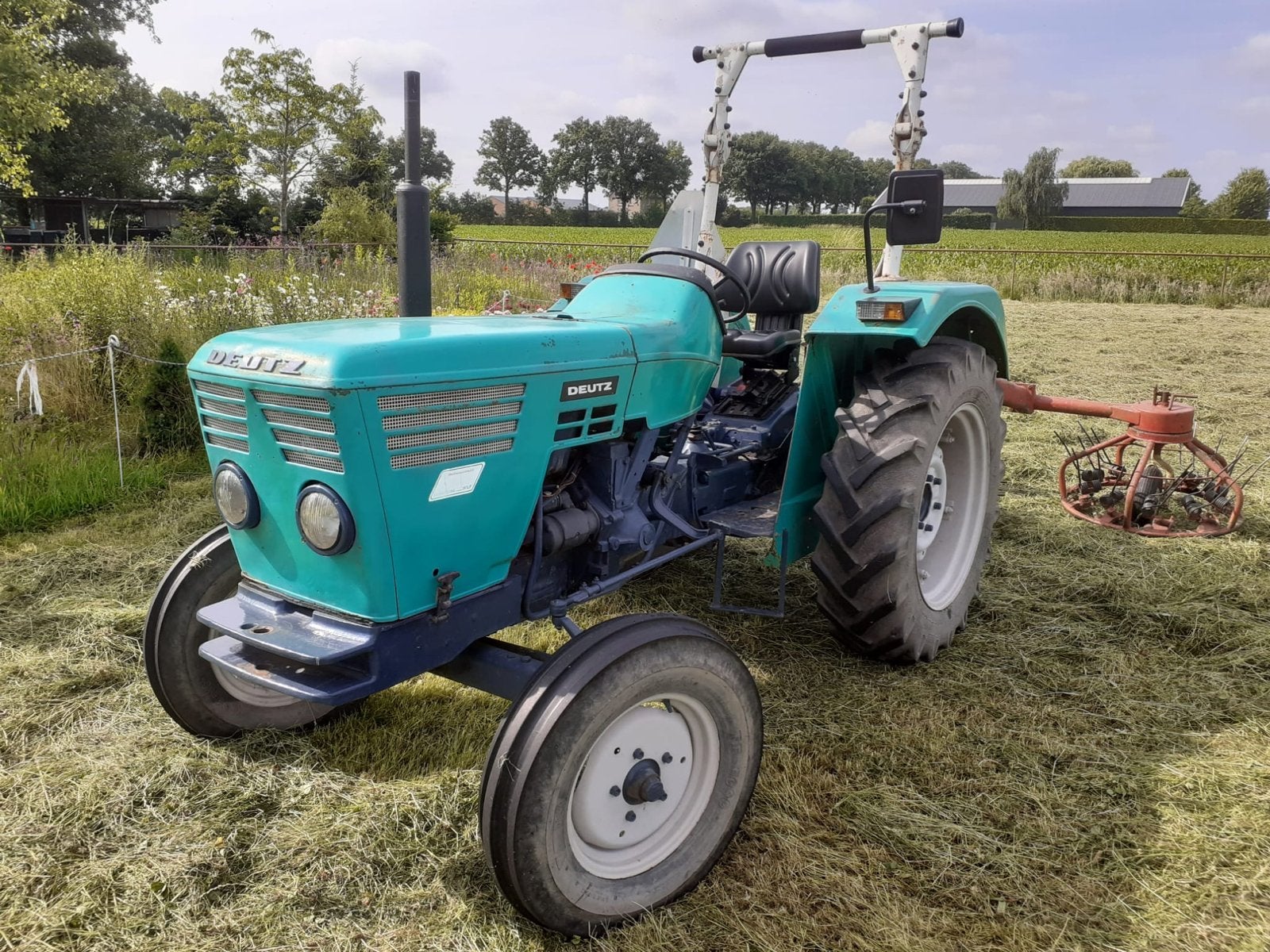 Deutz-Fahr tractor met hooihark, Ophalen, Tot 80 Pk, 7500 tot 10000, Gebruikt