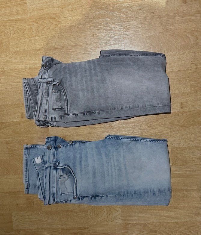 2 spijkerbroeken DAILY AESTHETIKZ blauw grijs W30 L33 jeans, Ophalen of Verzenden, Zo goed als nieuw