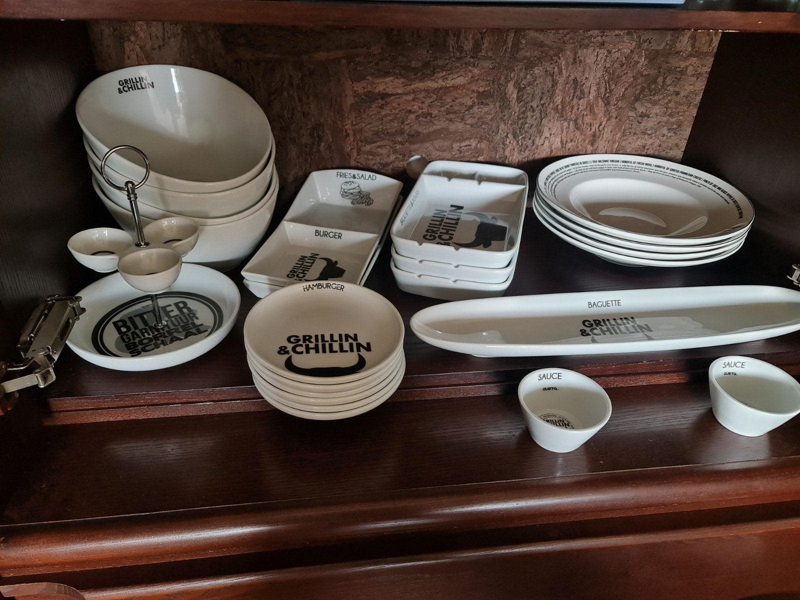 Gusta Grillin & Chillin servies - Compleet pakket, Keramiek, Nieuw, Ophalen of Verzenden, Overige stijlen