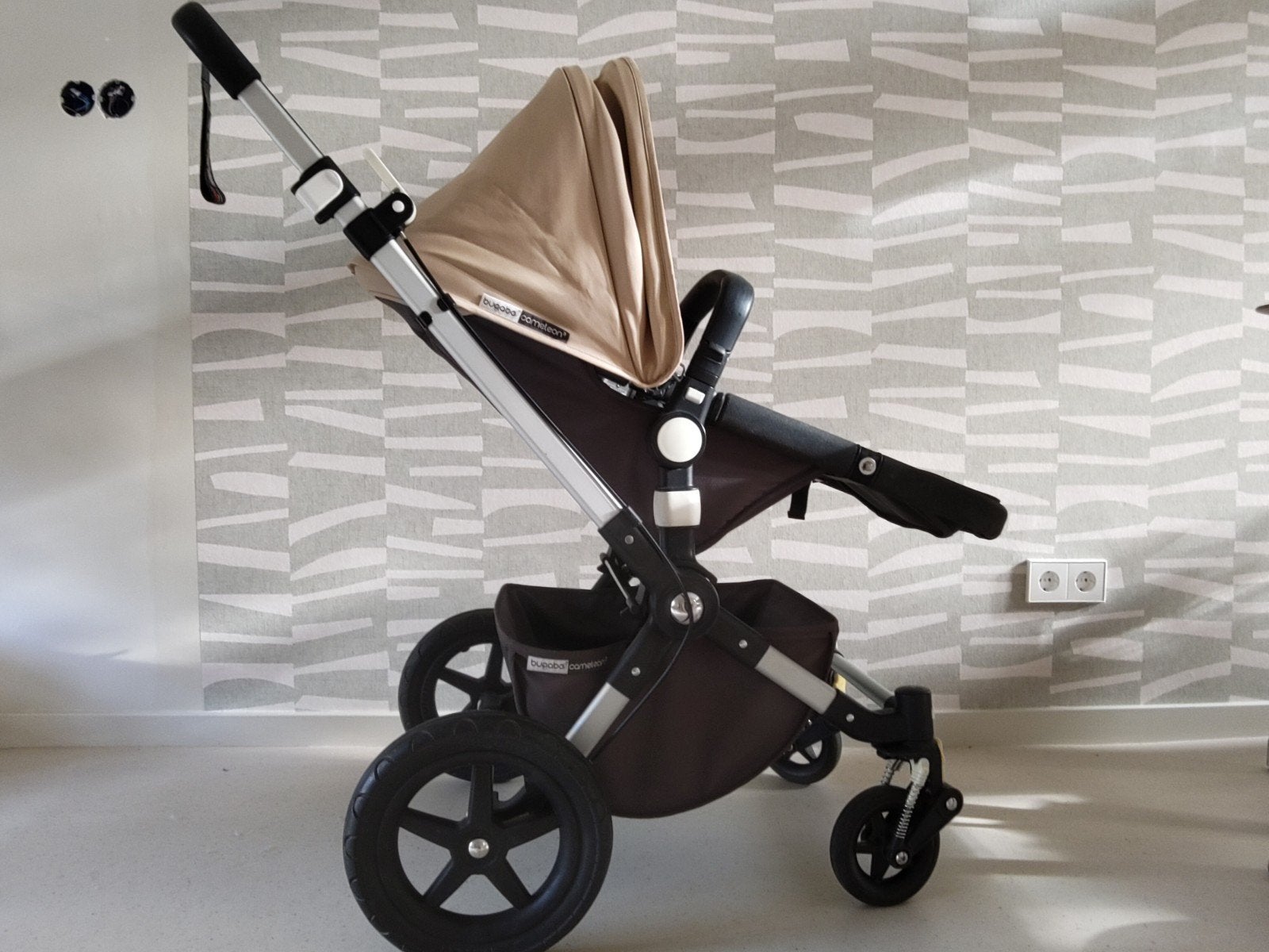 Bugaboo Chameleon 3, beige met reiswieg en kinderzitje, Kinderen en Baby's, Ophalen, Gebruikt, Bugaboo, Combiwagen