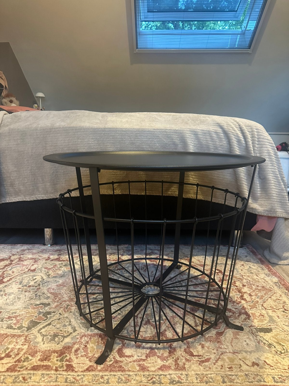 Ikea gualöv opbergtafel zwart, Minder dan 55 cm, Rond, Zo goed als nieuw, Ophalen
