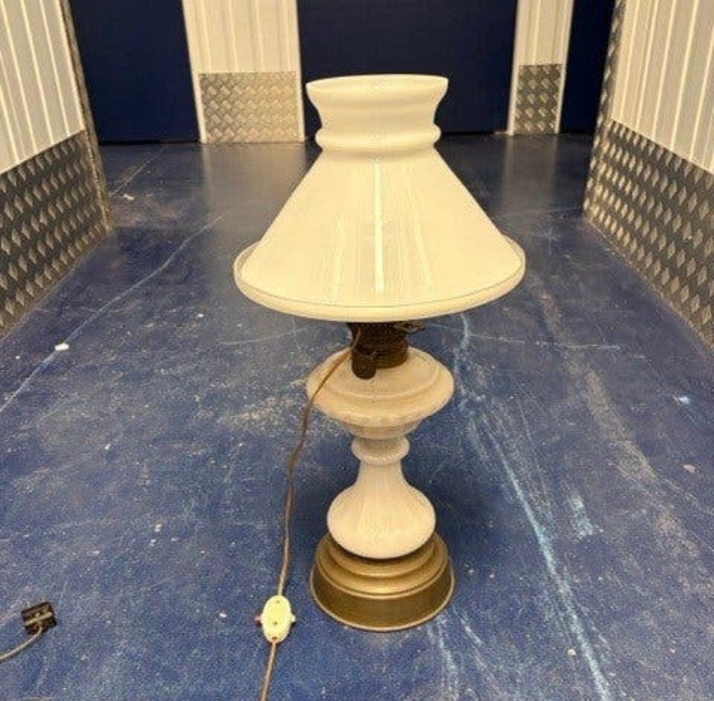 Klassieke geëlektroficeerde olielamp, Antiek en Kunst, Antiek | Lampen, Ophalen