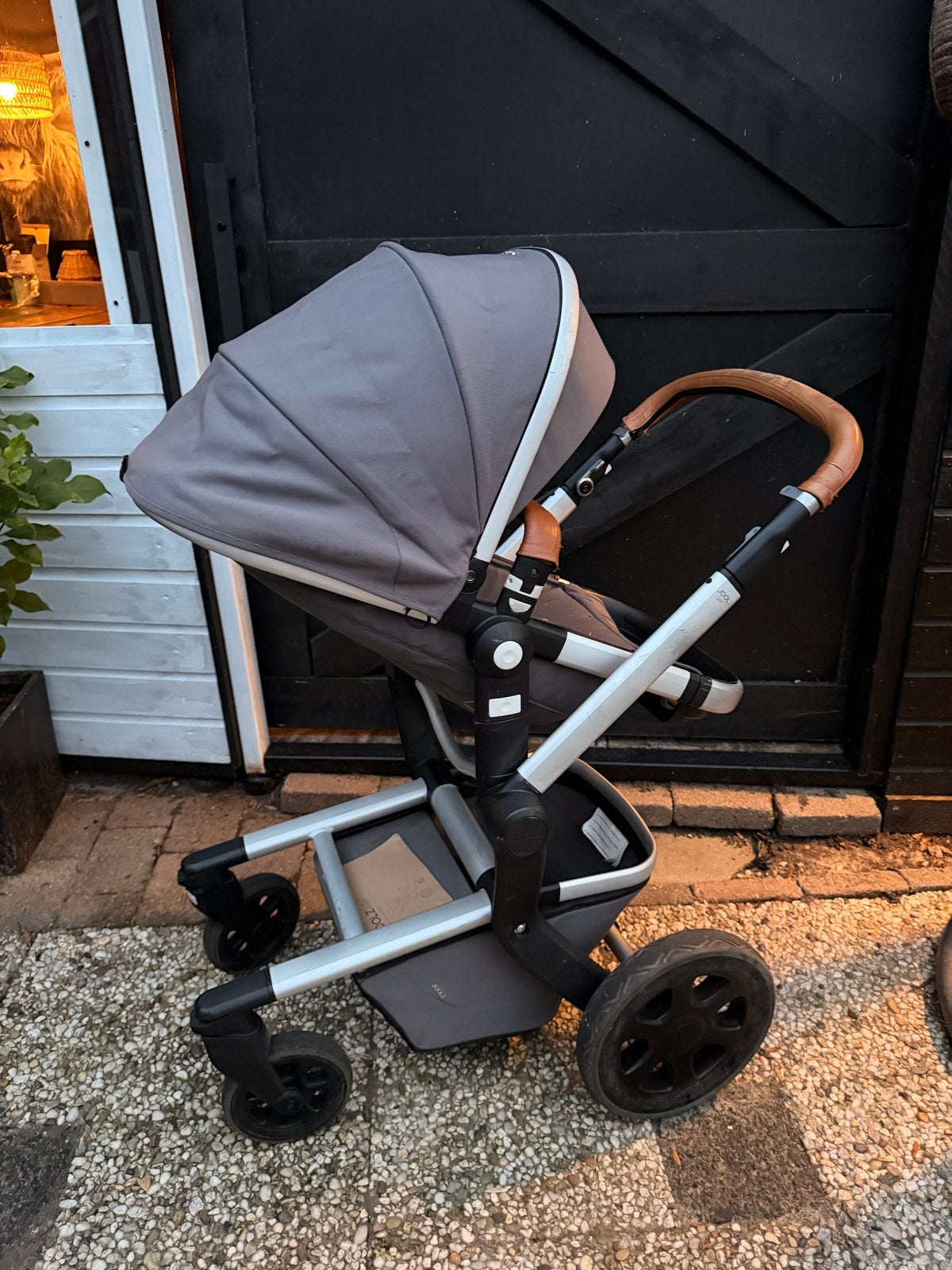 Joolz Day 3 kinderwagen - Grijs met bruine accenten, Gebruikt, Luchtbanden, Combiwagen, Ophalen