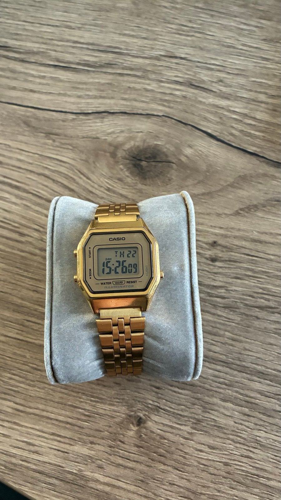Casio LA680WE. Digitaal Horloge, Ophalen, Polshorloge, Zo goed als nieuw, Overige materialen