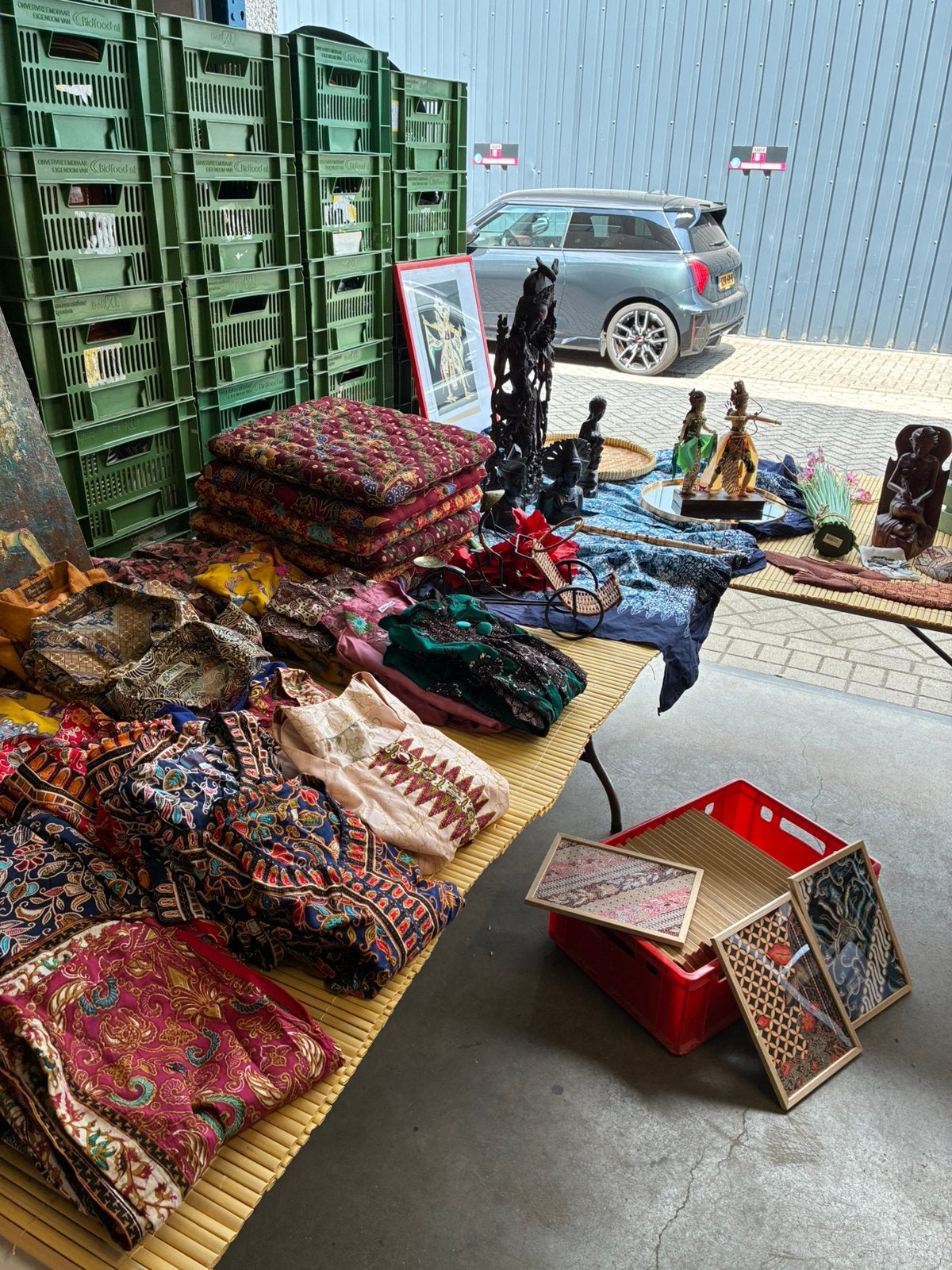 Partij Indonesische oosterse decoratie materiaal buffet etc, Ophalen of Verzenden, Zo goed als nieuw