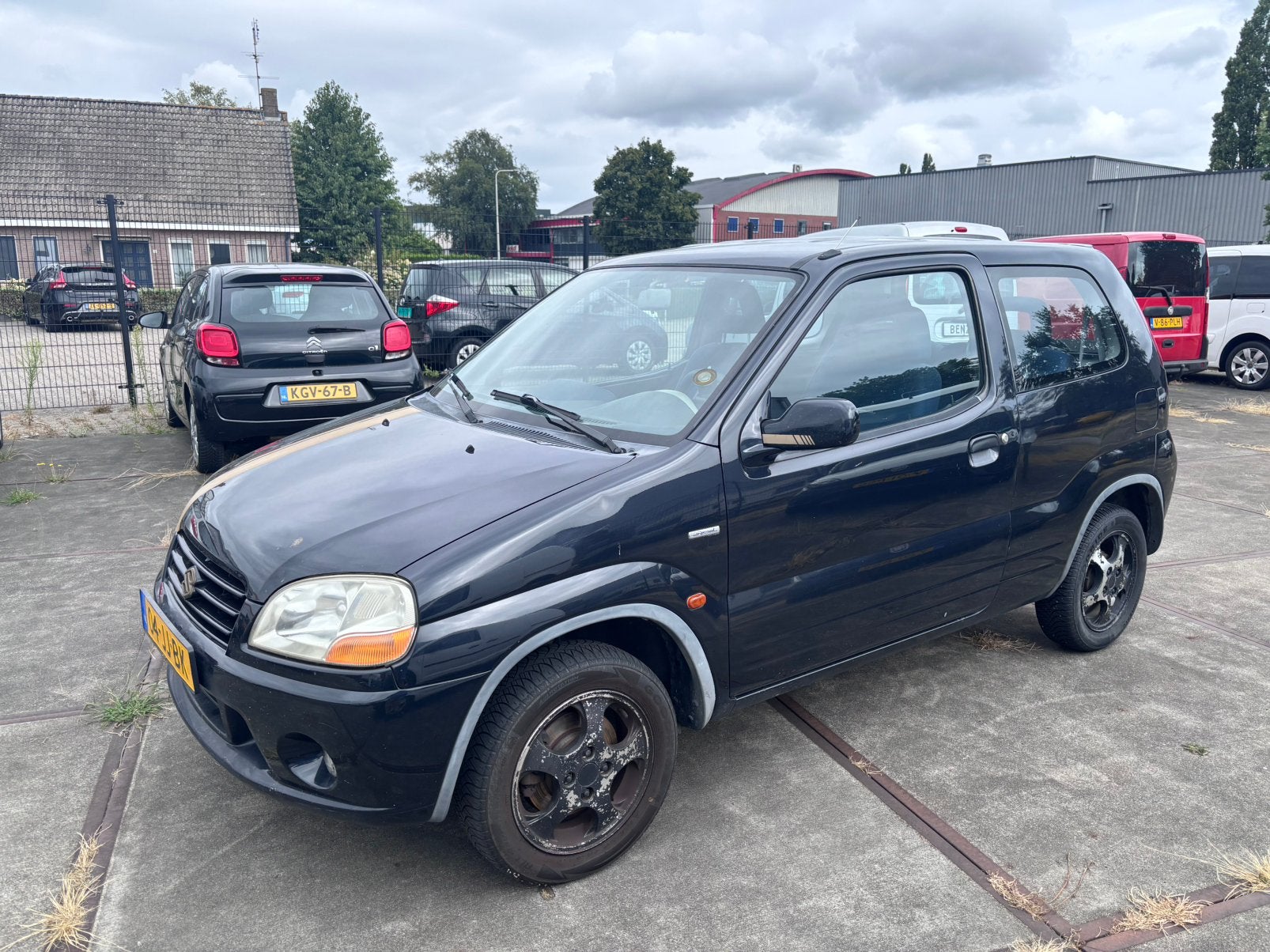 Suzuki Ignis 1.3 GL 2002 Zwart, Voorwielaandrijving, 83 pk, Stof, 31 €/maand