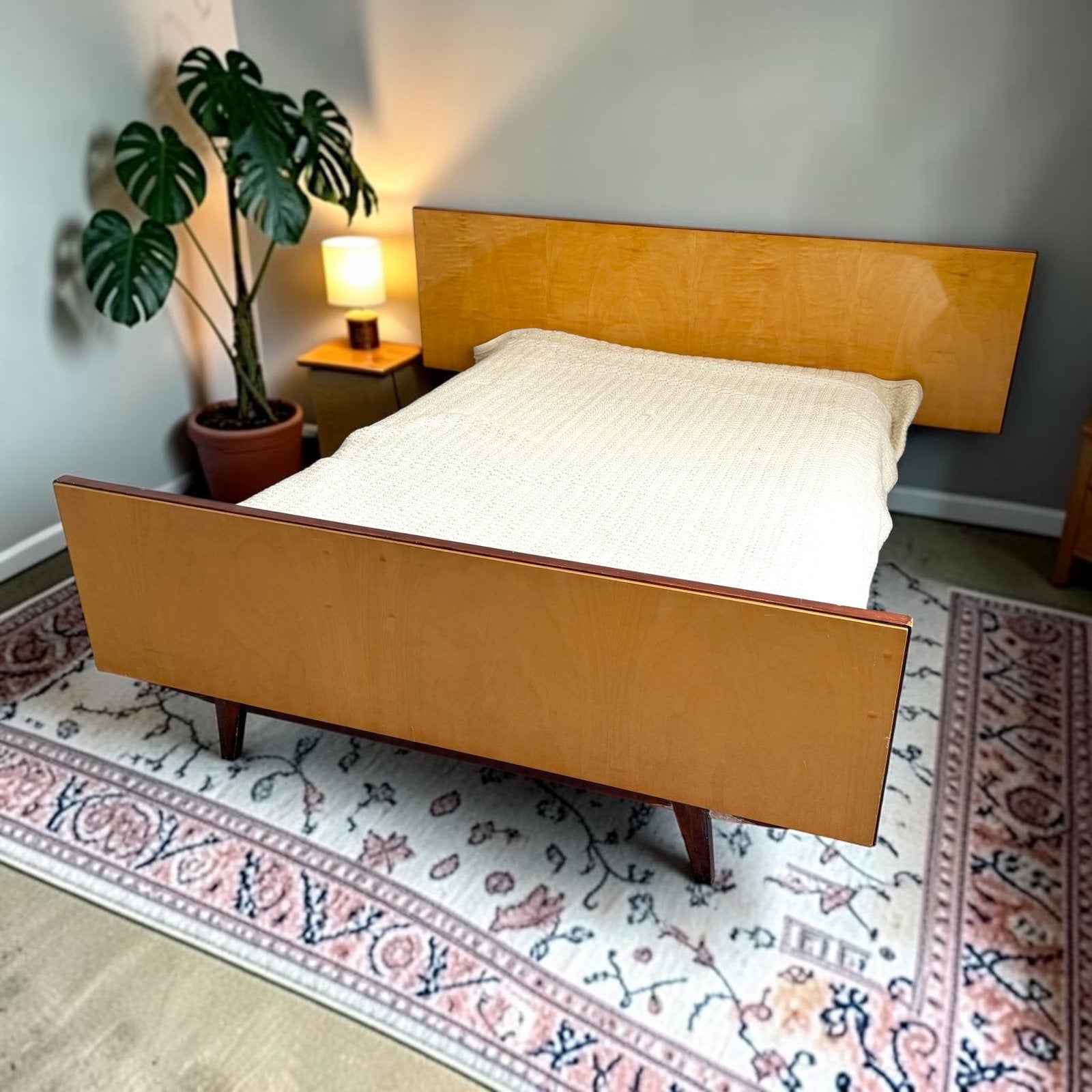 Vintage jaren 60 bed | vintage tijfelaar | hoogglans bed, Huis en Inrichting, Slaapkamer | Bedden, Ophalen, Gebruikt, Vintage