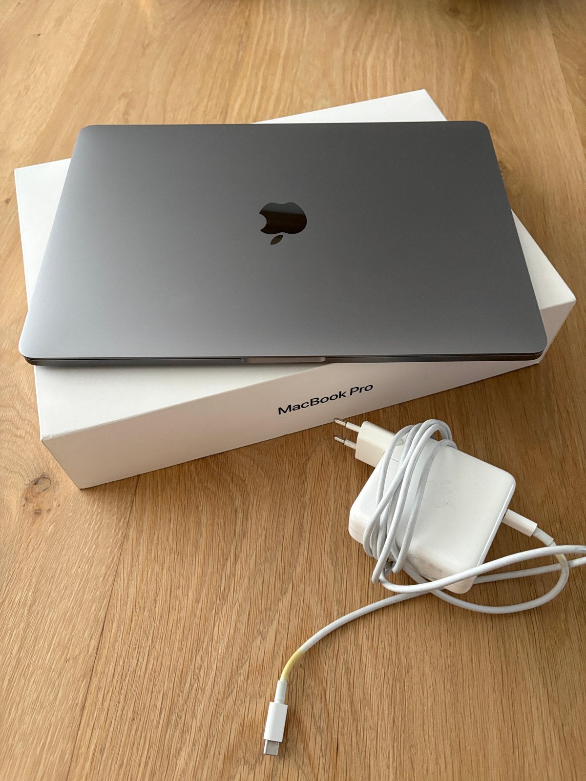 MacBook Pro 13 inch 2019 - 8GB RAM, 125GB opslag, Gebruikt, Qwerty, 8 GB, 13 inch