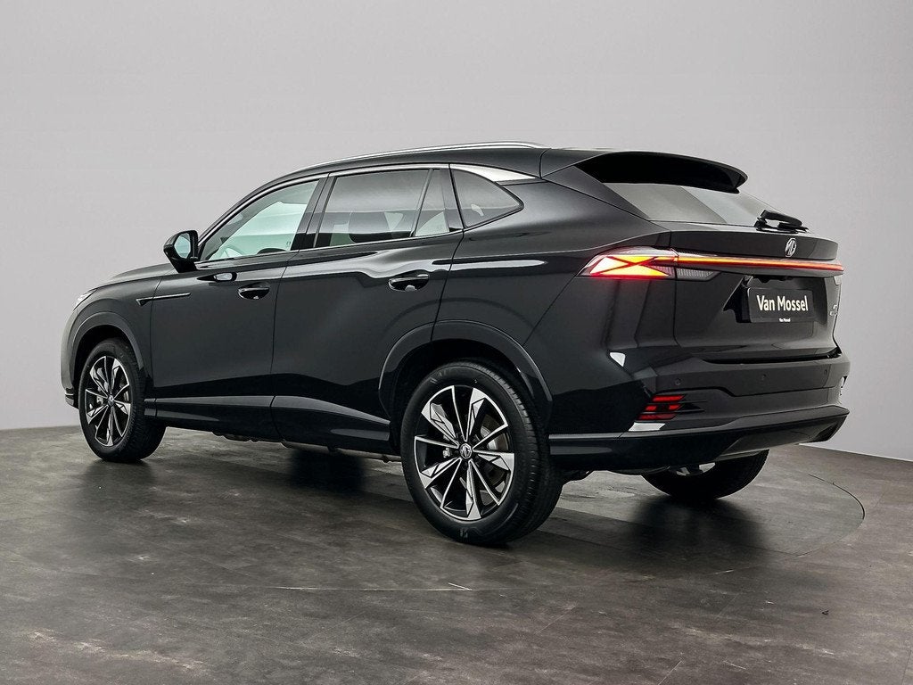 MG HS Hybrid+ 1.5 Luxury, Auto's, MG, 12 maanden, Gebruikt, 4 cilinders, Zwart