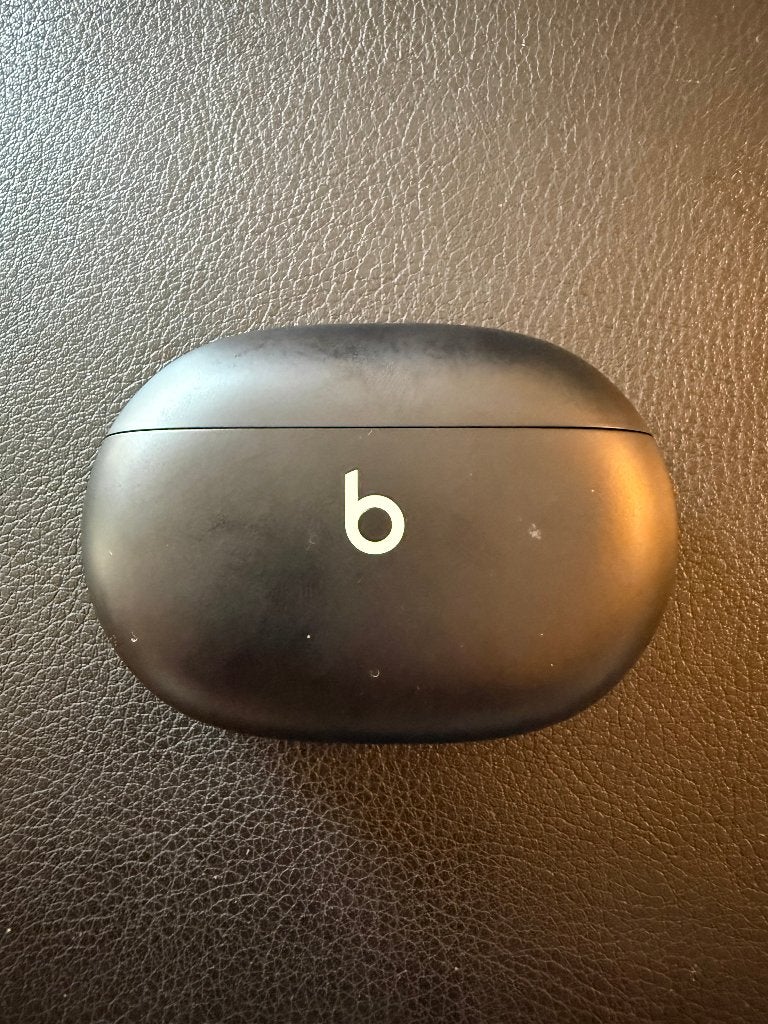 Beats Studio Buds A2514 Black Charging Case, Gebruikt, Zwart, Ophalen of Verzenden, In oorschelp (earbud)