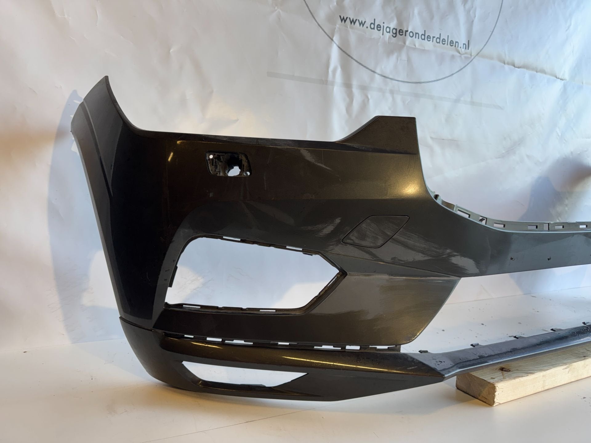 VOLVO XC60 II VOORBUMPER BUMPER 31425160, Gebruikt, Gunnar Engellaus vag 8
405 31  Gothenburg, SE, Voor, Info@volvocars.com