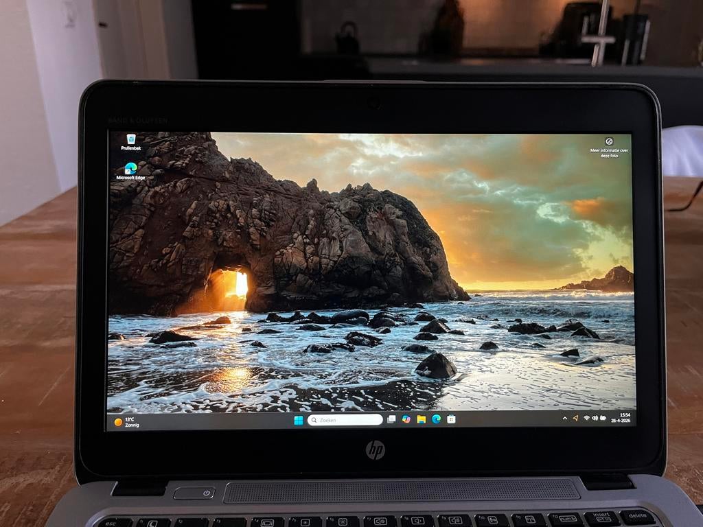 HP EliteBook met goede accu en originele oplader, Computers en Software, Ophalen, Met videokaart, 2 tot 3 Ghz, Qwerty