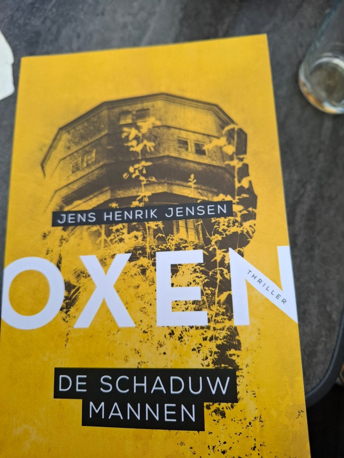 Oxen 2: De Schaduw Mannen - Jens Henrik Jensen Thriller, Ophalen of Verzenden, Gelezen, Jens Henrik Jensen, Scandinavië