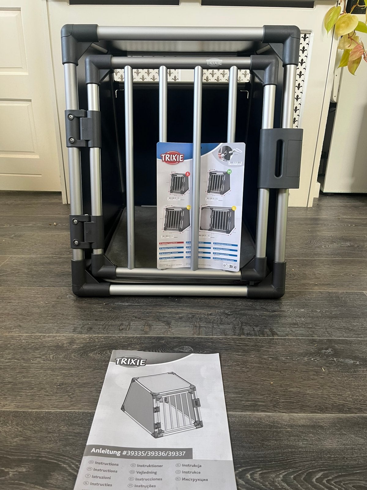 Trixie autobench/hondenkennel aluminium hond maat M nieuw!, Dieren en Toebehoren, Hondenbenches, Ophalen, Zo goed als nieuw