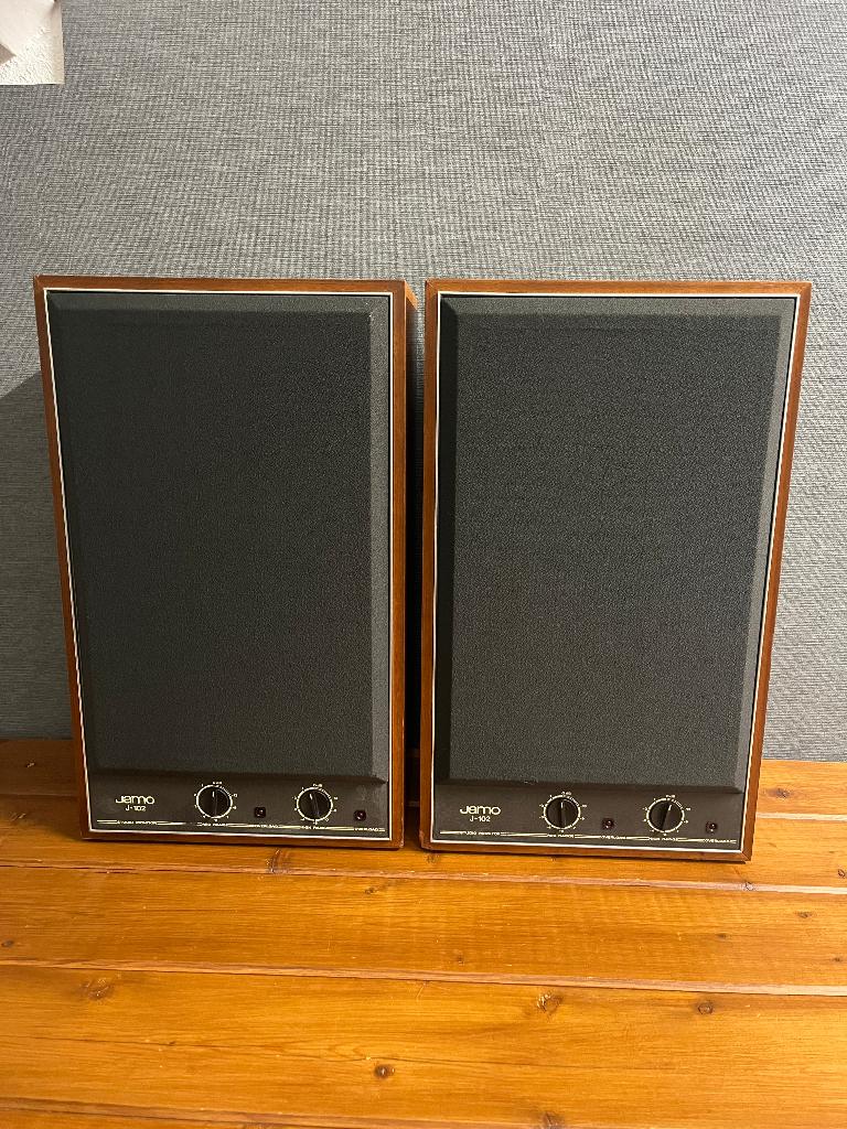 LEES TEXT ! Jamo J-102 luidsprekers / boxen . REAFOAMEN !, Gebruikt, Ophalen of Verzenden, 120 watt of meer, Front, Rear of Stereo speakers