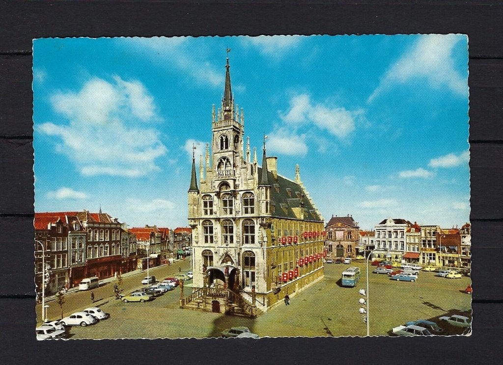 24 Gouda, Stadhuis, Ophalen of Verzenden, 1980 tot heden, Gelopen, Zuid-Holland