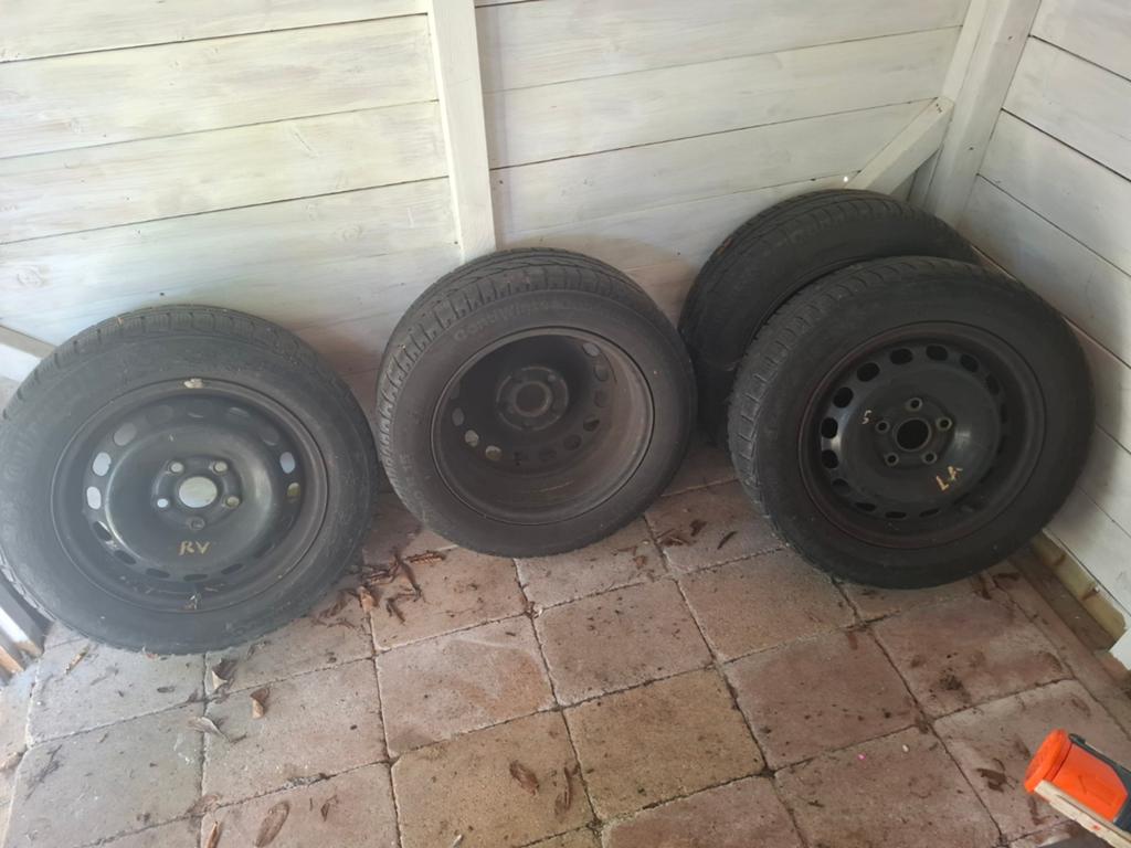 4 Continental winterbanden met velgen 195/60 r 15 88h, Ophalen, Gebruikt, Overige automerken