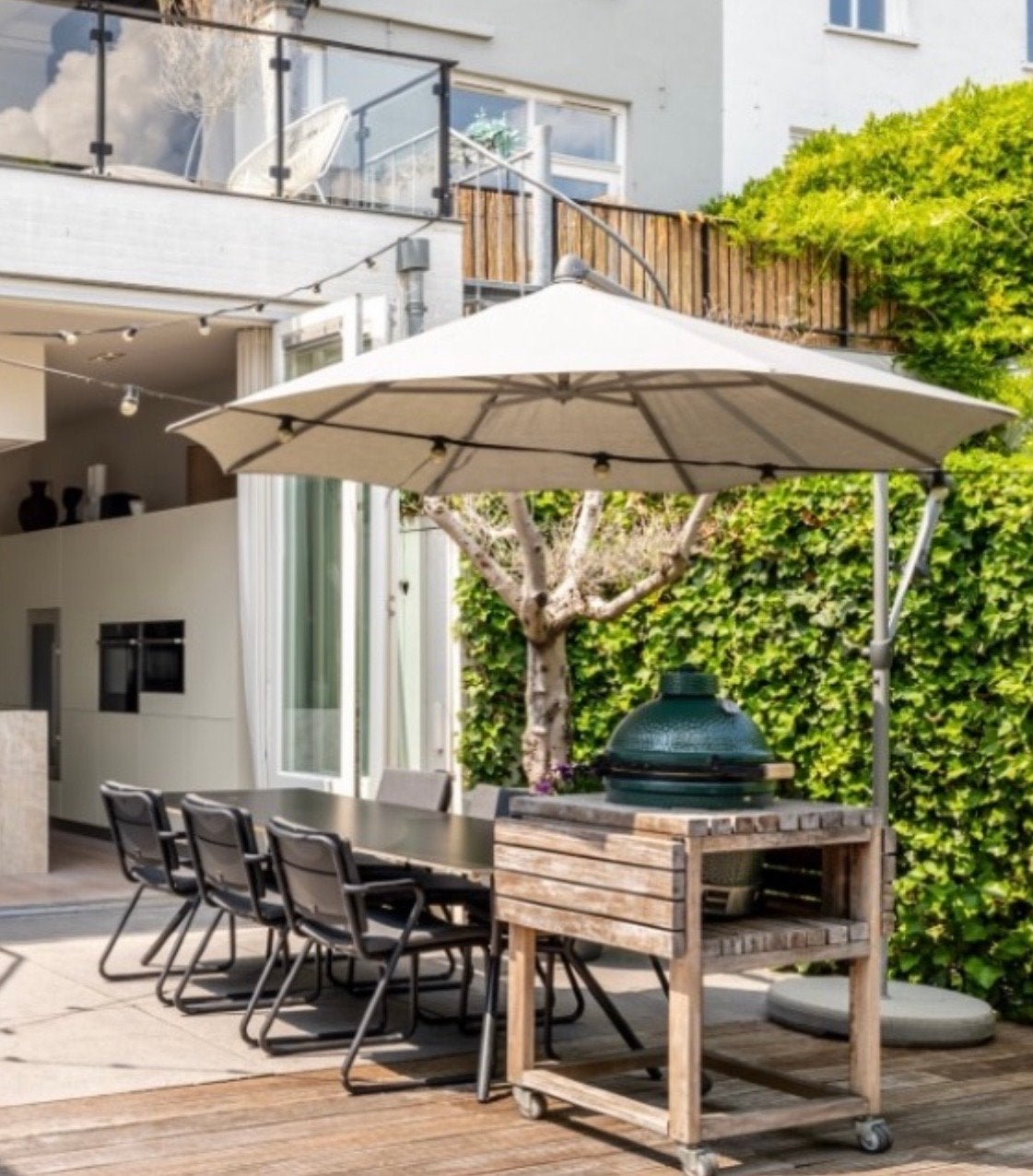 Foto 3 van Glatz Sunwing Casa Zweefparasol Ø330cm - Zo goed als nieuw
