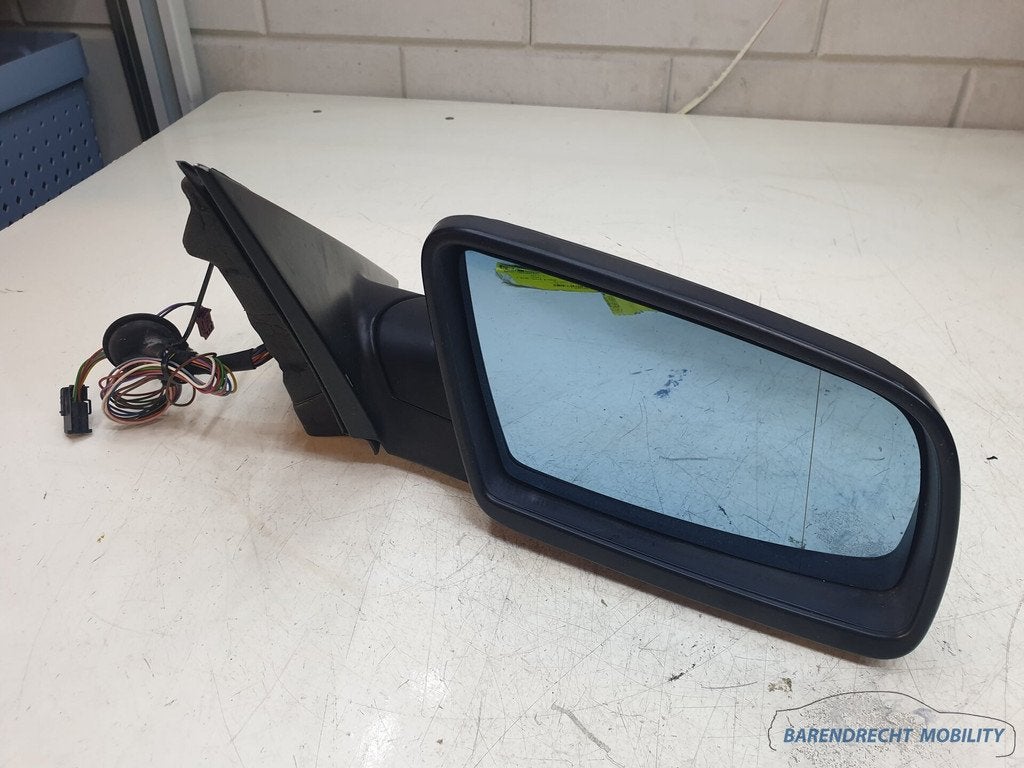 Buitenspiegel BMW E60 E61 5 serie 4+6+2 PIN rechts passagier, Petuelring 130
80788  Munich, DE, Gebruikt, Info@bmw.de, Ophalen of Verzenden